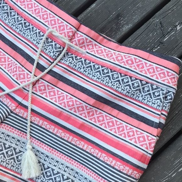 LOFT The Riviera Tassel Drawstring Shorts - Picture 3 of 11